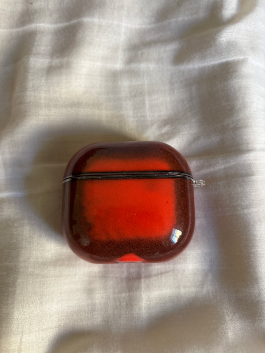 Glowing AirPods 4 case Orange