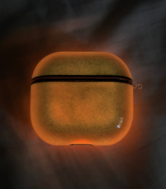Glowing AirPods 4 case Orange
