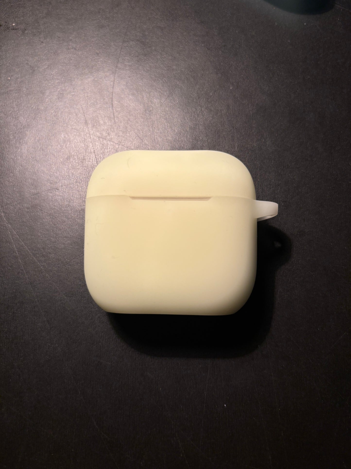AirPods 4